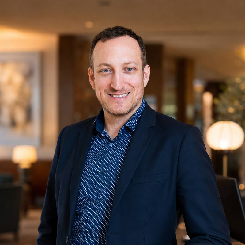 Alexander Thiel